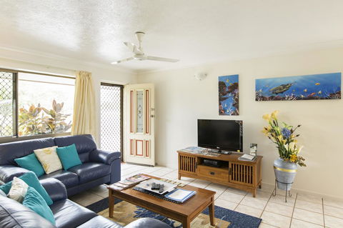 Marcol Place Holiday Apartments - Accommodation Bookings 11
