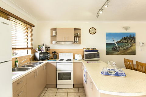 Marcol Place Holiday Apartments - Accommodation Bookings 7