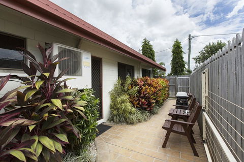 Marcol Place Holiday Apartments - Accommodation Bookings 8