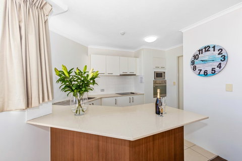 Rainbow Commodore Coolangatta - Accommodation Bookings 29