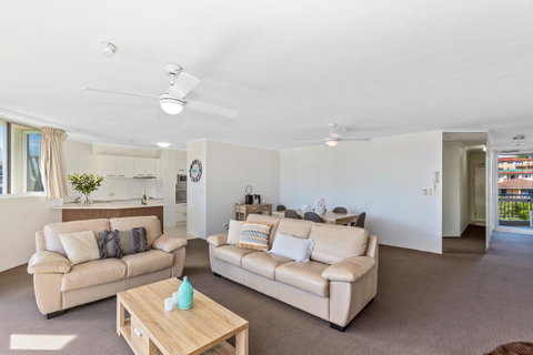 Rainbow Commodore Coolangatta - Accommodation Bookings 31