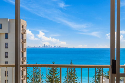 Rainbow Commodore Coolangatta - Accommodation Bookings 2