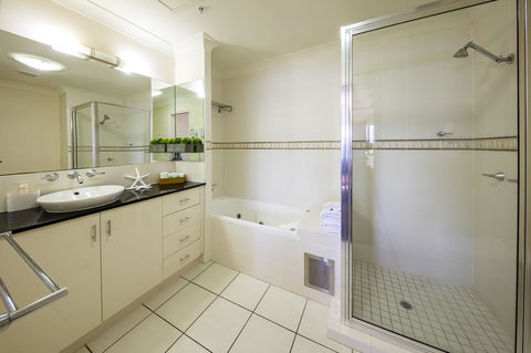 Jack And Newell Holiday Apartments - Accommodation Bookings 29