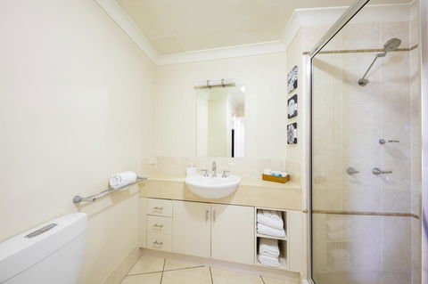 Jack And Newell Holiday Apartments - Accommodation Bookings 40