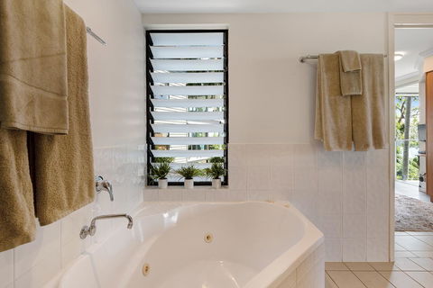 Oasis Apartments On Hamilton Island By HIHA - Accommodation Bookings 15