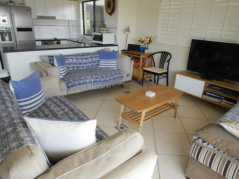Cylinder Beach Mooloomba Unit 3 - Accommodation Bookings 4