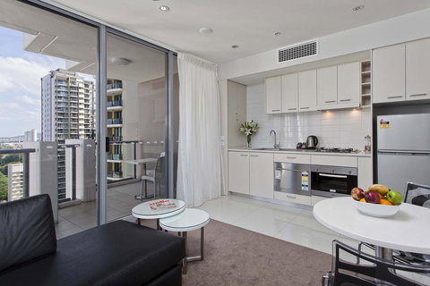 Mantra Midtown - Accommodation Bookings 12