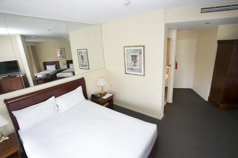 Madison Tower Mill Hotel - Accommodation Bookings 9