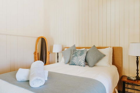 Apple Blossom Cottages - Accommodation Bookings 10