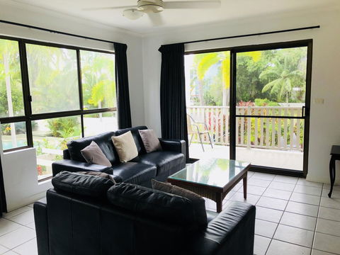 Tropical Reef Apartments - Accommodation Bookings 27