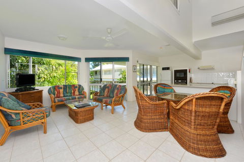 Driftwood Mantaray - Official Onsite Reception And Check In - Accommodation Bookings 8