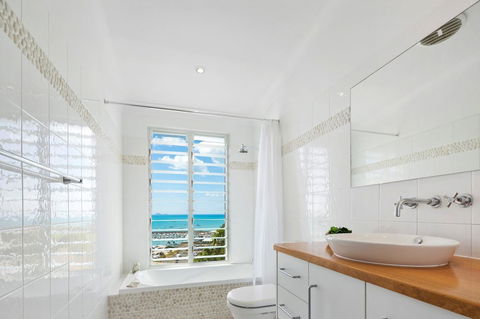 Nautilus On The Hill - Airlie Beach - Accommodation Bookings 23