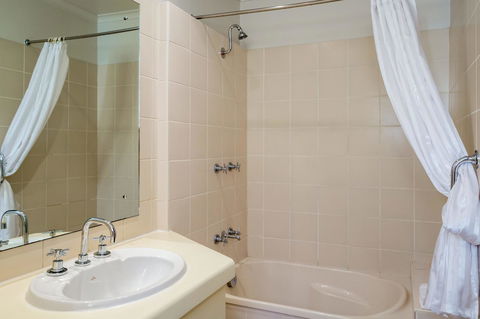 Cairns Colonial Club Resort - Accommodation Bookings 31