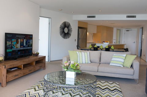 Ambience On Burleigh Beach - Accommodation Bookings 16