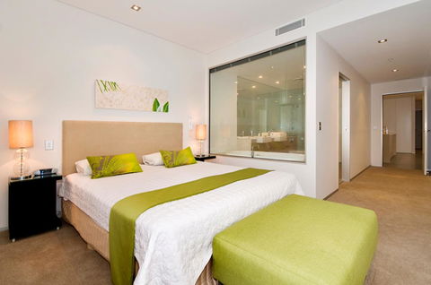 Ambience On Burleigh Beach - Accommodation Bookings 26