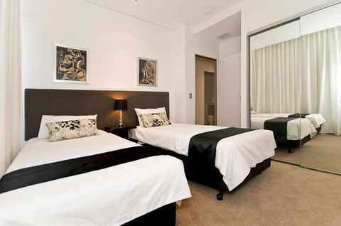 Ambience On Burleigh Beach - Accommodation Bookings 27