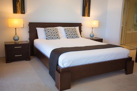 Ambience On Burleigh Beach - Accommodation Bookings 17