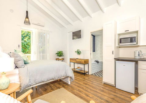 Hampton Estate Wines - Accommodation Bookings 7