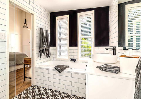 Hampton Estate Wines - Accommodation Bookings 8