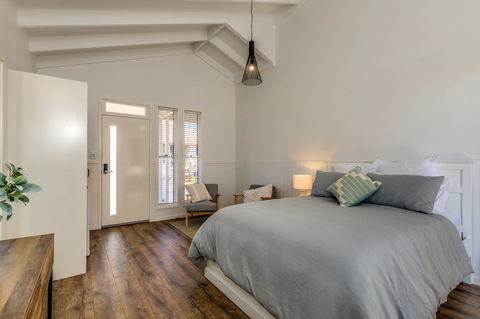 Hampton Estate Wines - Accommodation Bookings 31