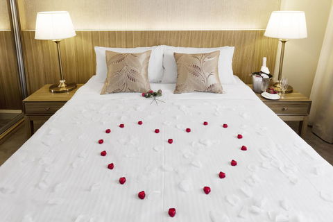 Hotel Diana - Accommodation Bookings 34