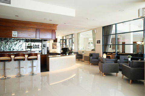 Hotel Diana - Accommodation Bookings 4