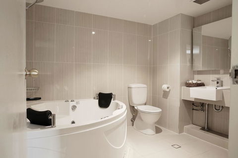 Hotel Diana - Accommodation Bookings 30