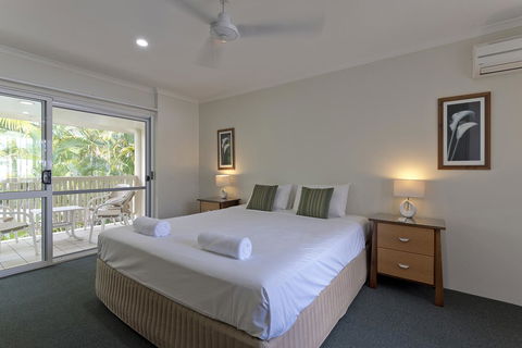 Tropical Nites Holiday Townhouses - Accommodation Bookings 28