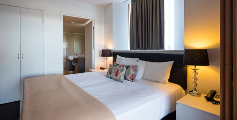 Broadbeach Savannah Resort - Accommodation Bookings 38
