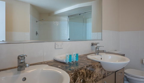 Broadbeach Savannah Resort - Accommodation Bookings 15