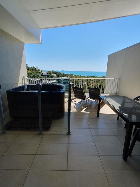Azure Sea Whitsunday Resort - Accommodation Bookings 24