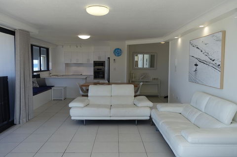 Spindrift On The Beach - Absolute Beachfront - Accommodation Bookings 6