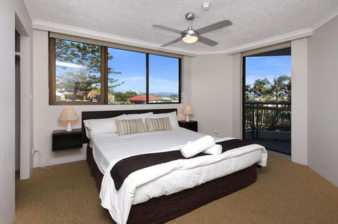 Spindrift On The Beach - Absolute Beachfront - Accommodation Bookings 29