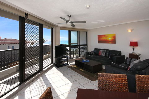 Spindrift On The Beach - Absolute Beachfront - Accommodation Bookings 39