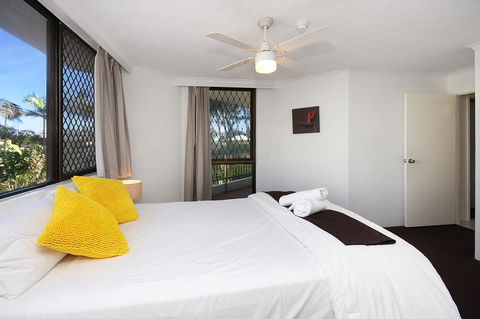 Spindrift On The Beach - Absolute Beachfront - Accommodation Bookings 32