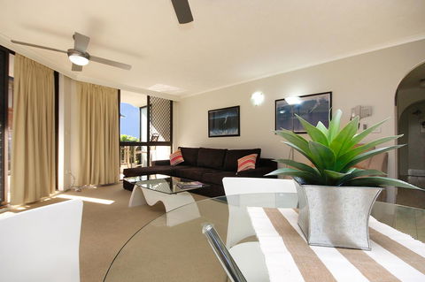 Spindrift On The Beach - Absolute Beachfront - Accommodation Bookings 8