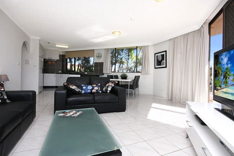 Spindrift On The Beach - Absolute Beachfront - Accommodation Bookings 33