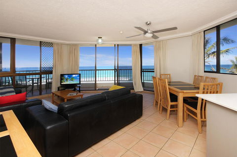 Spindrift On The Beach - Absolute Beachfront - Accommodation Bookings 7