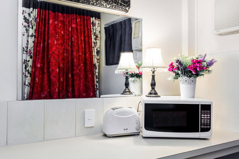 Airport Riverview Motel - Accommodation Bookings 13