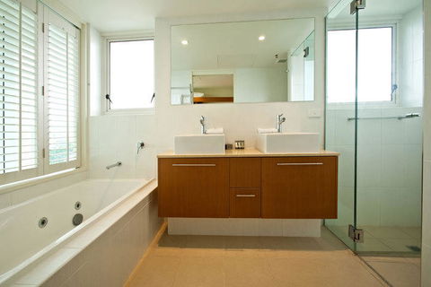 Lanai Riverside Apartments - Accommodation Bookings 39