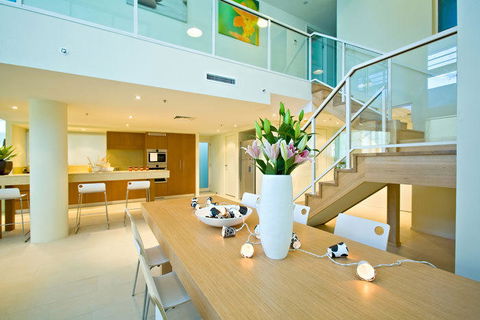 Lanai Riverside Apartments - Accommodation Bookings 24