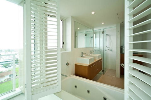 Lanai Riverside Apartments - Accommodation Bookings 38