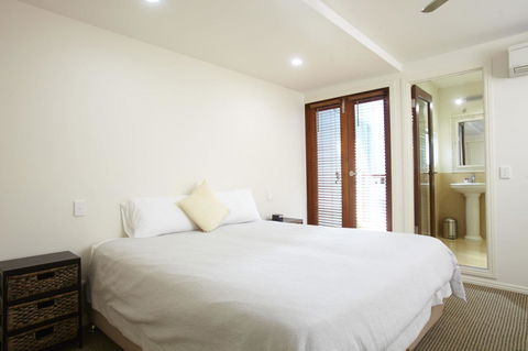 Beached On Magnetic - Accommodation Bookings 10