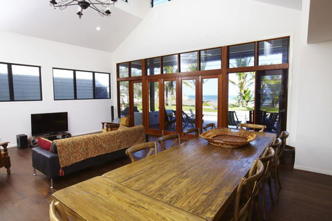 Beached On Magnetic - Accommodation Bookings 5