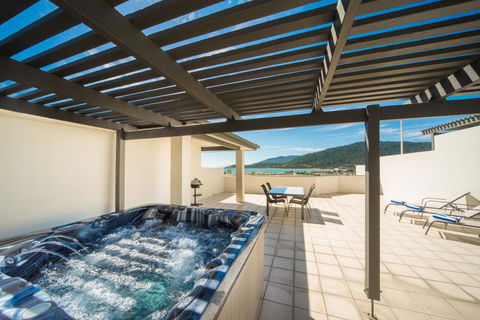 Portside Whitsunday Luxury Holiday Apartments - Accommodation Bookings 9