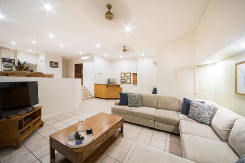 Portside Whitsunday Luxury Holiday Apartments - Accommodation Bookings 26