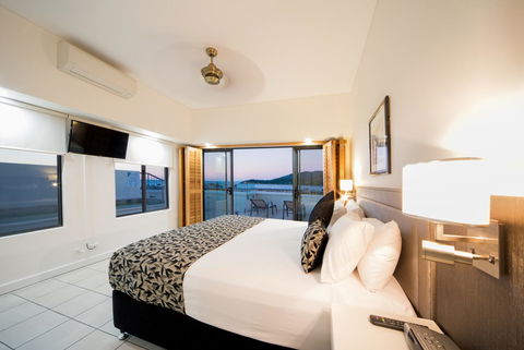 Portside Whitsunday Luxury Holiday Apartments - Accommodation Bookings 24