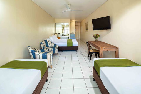 Hides Hotel - Accommodation Bookings 14
