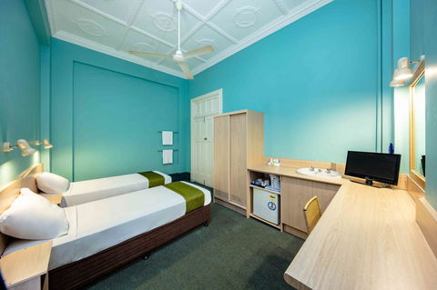 Hides Hotel - Accommodation Bookings 17