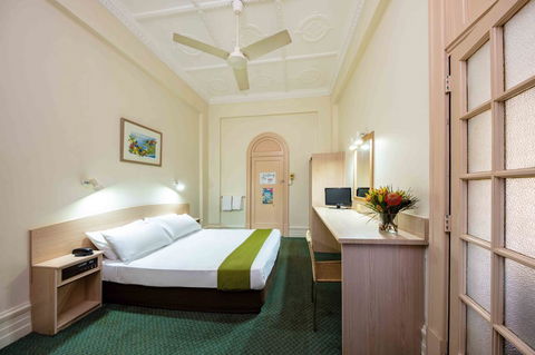 Hides Hotel - Accommodation Bookings 15